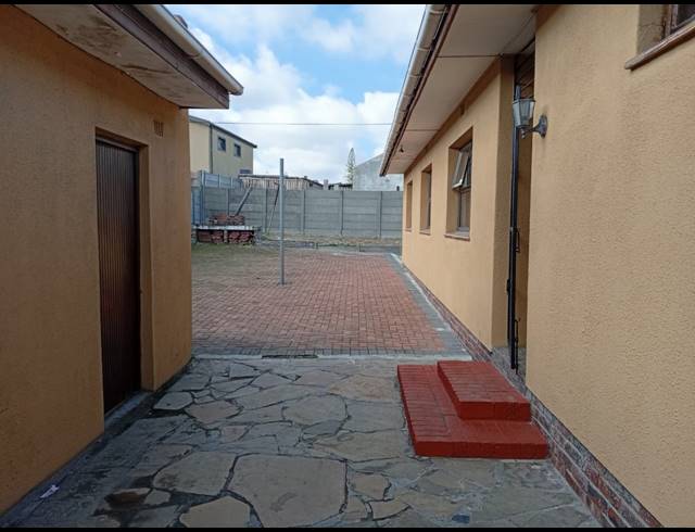 3 BEDROOM FREESTANDING FOR SALE IN MANDALAY